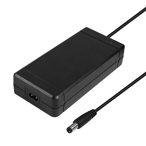 200W darbalaukio maitinimo adapteris